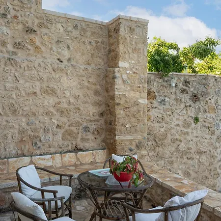 Niki's Tower - Stone Gems By The Sea * Kalamata