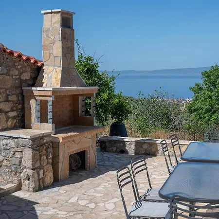 Niki's Tower - Stone Gems By The Sea Daire Kalamata