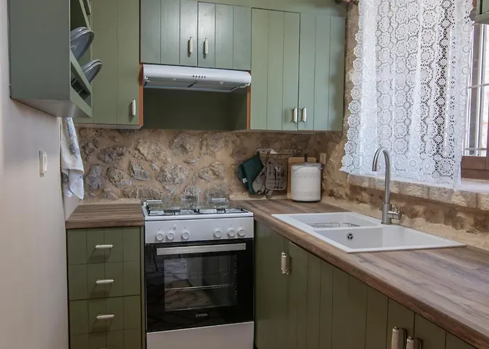 Niki's Tower - Stone Gems By The Sea *