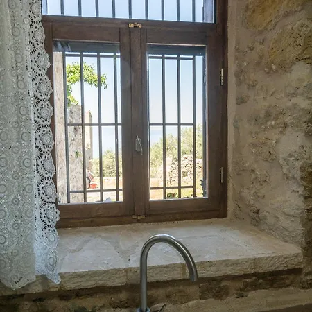 Appartement Niki's Tower - Stone Gems By The Sea *