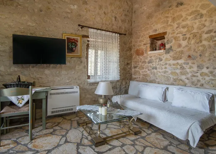 Niki's Tower - Stone Gems By The Sea Apartamento