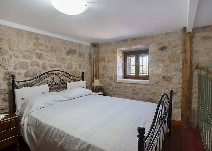 Niki's Tower - Stone Gems By The Sea *