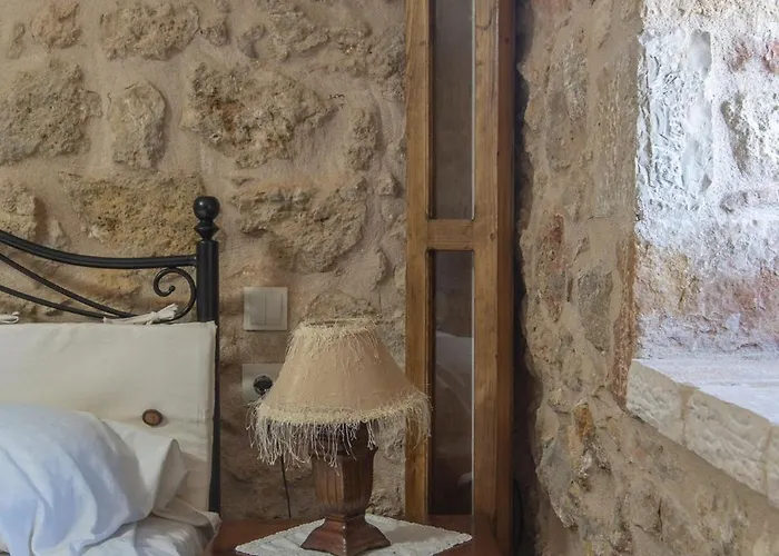 דירה Niki's Tower - Stone Gems By The Sea *