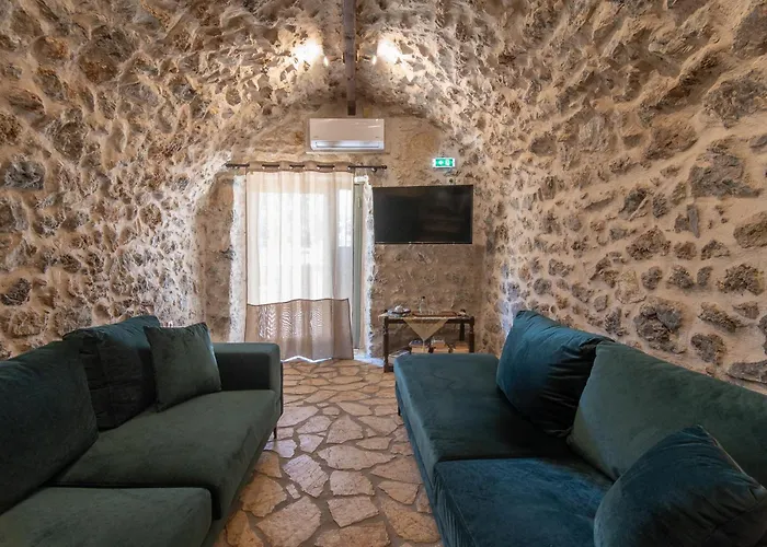 Niki's Tower - Stone Gems By The Sea *